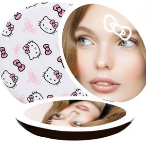 🎀The “Supercute Signature LED compact mirror!”